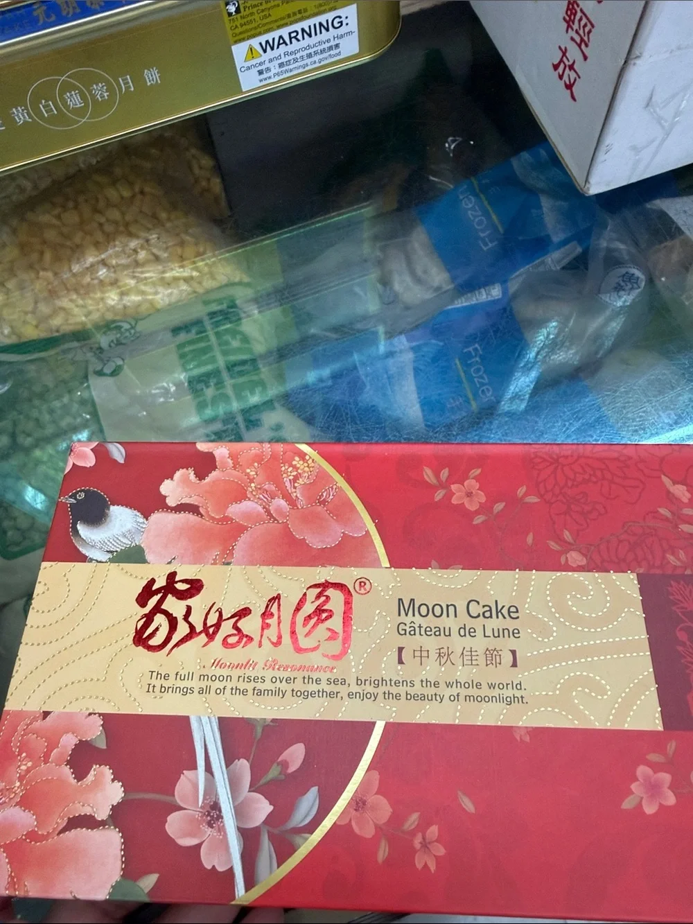 Gold Mooncake Gift Box - Traditional Pastry for Men